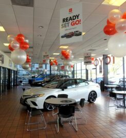 Envision Toyota of West Covina